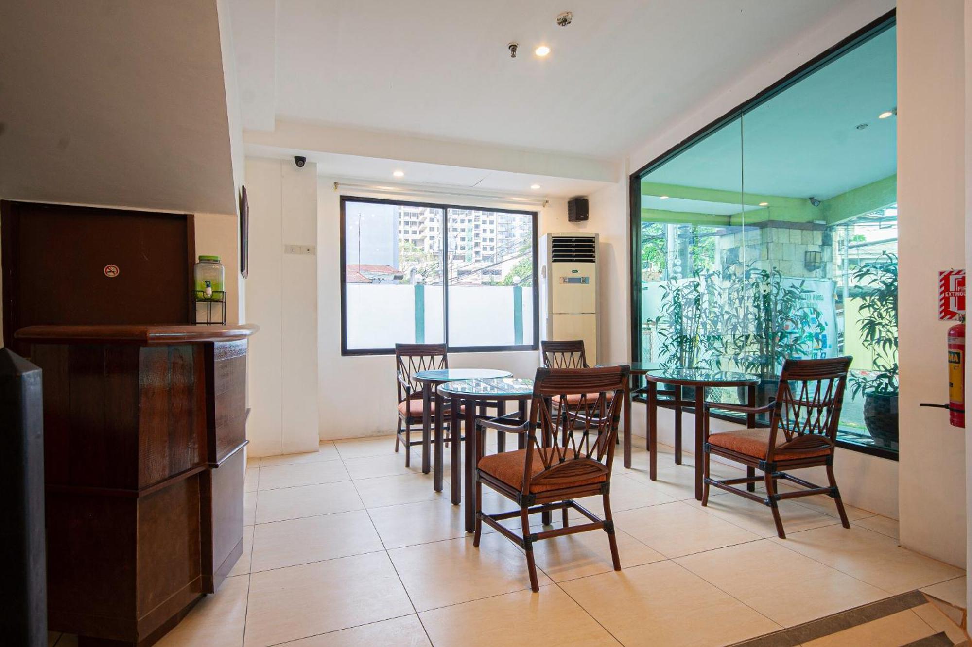 Oyo 210 Apple Tree Suites Cebu Εξωτερικό φωτογραφία