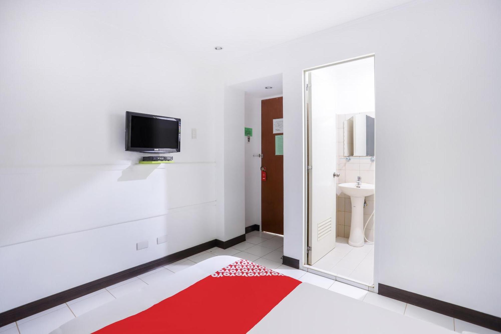 Oyo 210 Apple Tree Suites Cebu Εξωτερικό φωτογραφία